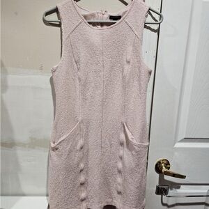 Elegant Pink Sleeveless Dress